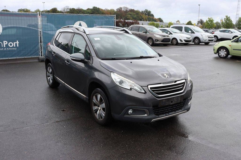 Passenger car Peugeot 2008 Petrol 110hp 2015 (Margin)