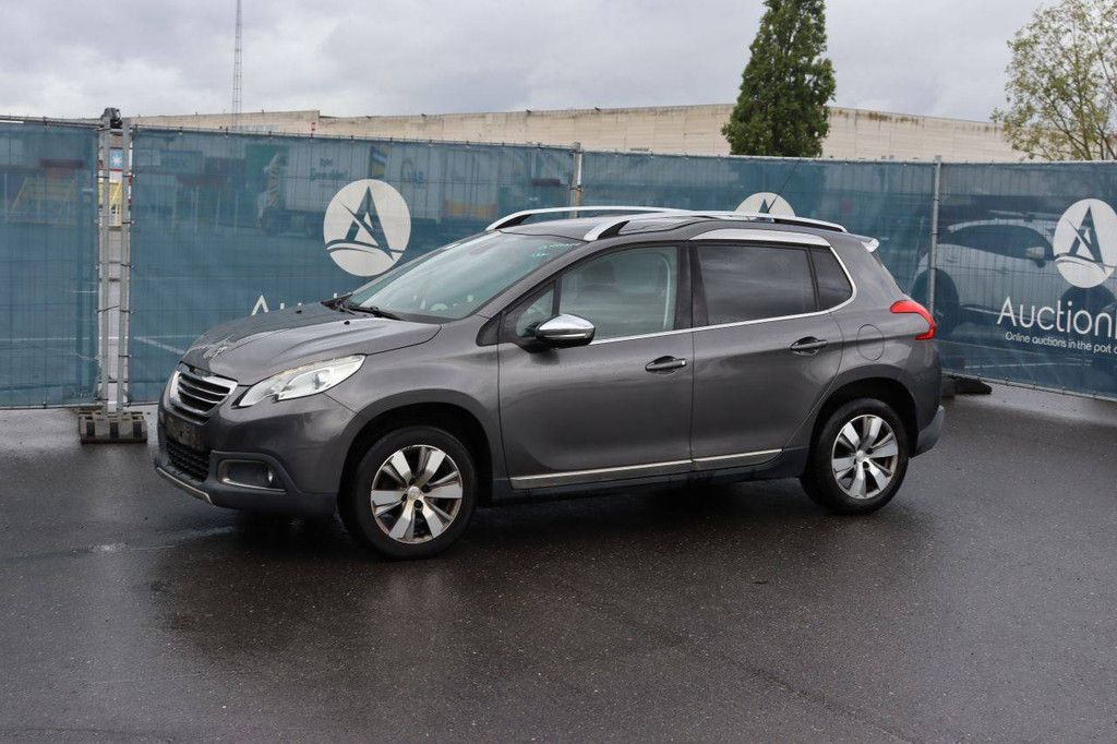Passenger car Peugeot 2008 Petrol 110hp 2015 (Margin)