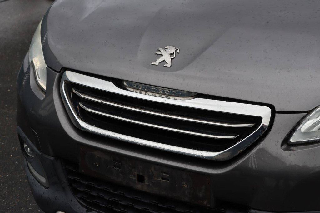 Passenger car Peugeot 2008 Petrol 110hp 2015 (Margin)