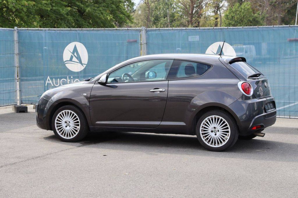 Pkw Alfa Romeo Mito Benzin 70 PS 2015 (Margin)