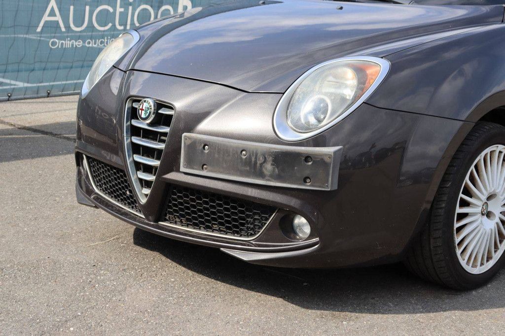 Pkw Alfa Romeo Mito Benzin 70 PS 2015 (Margin)