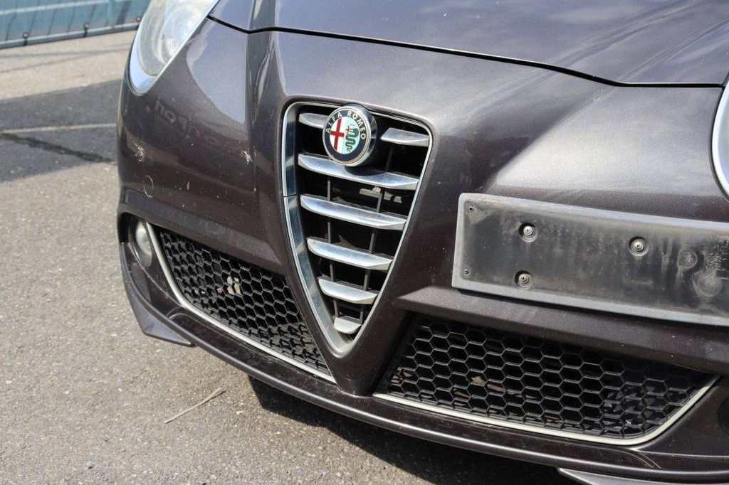 Pkw Alfa Romeo Mito Benzin 70 PS 2015 (Margin)