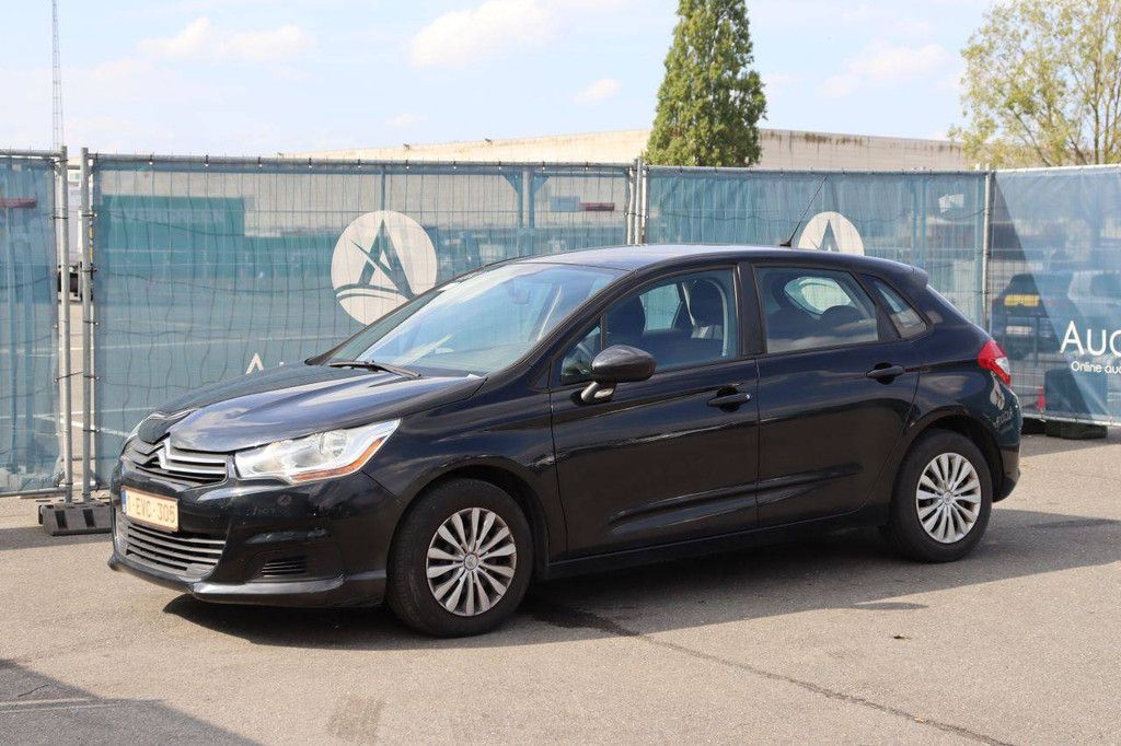 Passenger car Citroen C4 Diesel 92hp 2013 (Margin)
