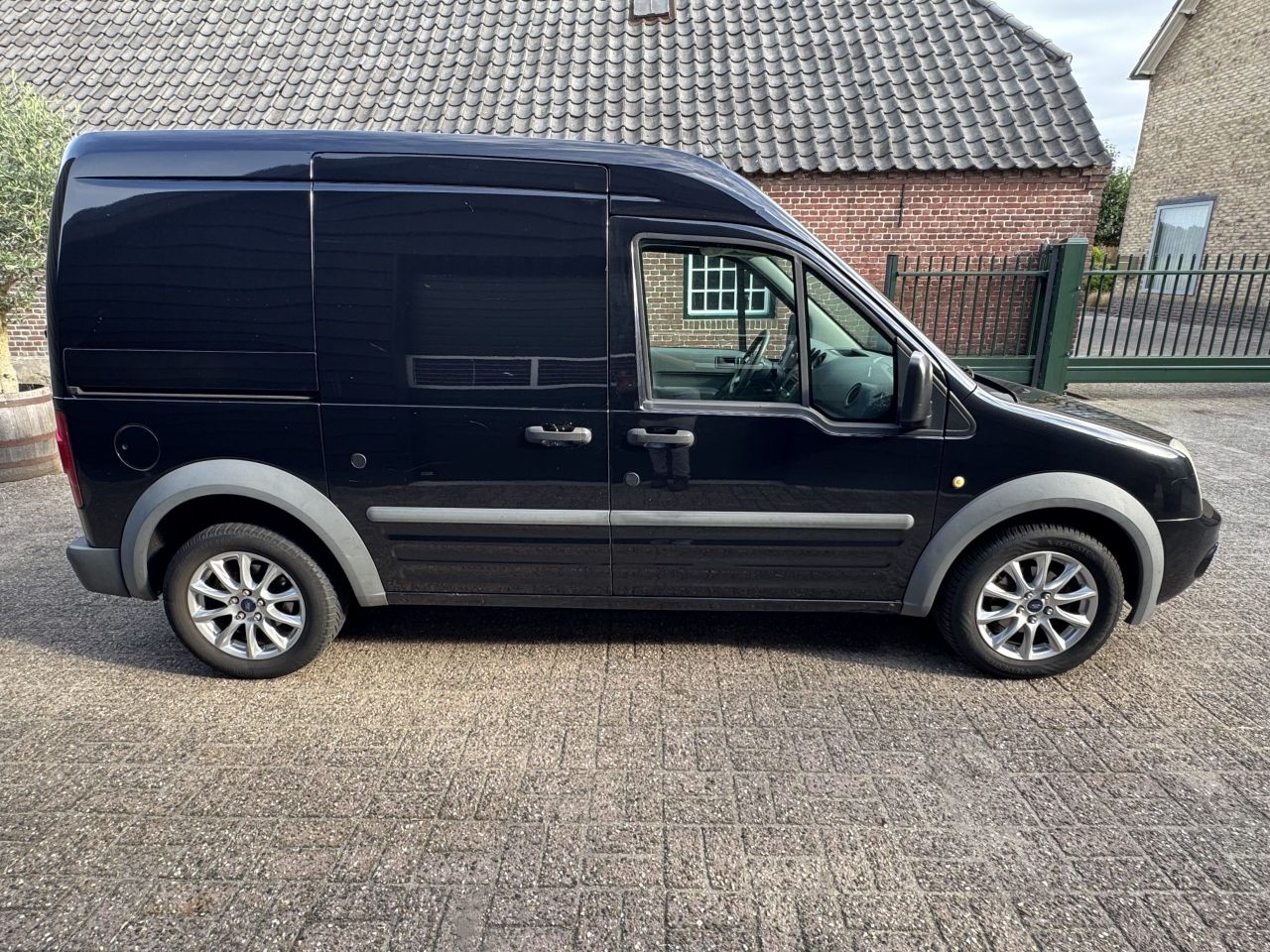 Ford Transit Connect bestelbus L2H2 1.8L (2010)