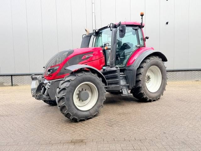 Valtra T144 Hitech, 2018, 3.495 uur!