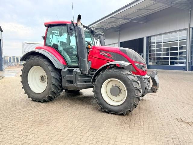 Valtra T144 Hitech, 2018, 3.495 uur!