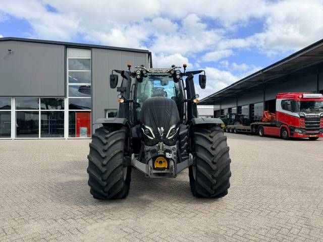 Valtra T235 Direct Smart Touch, 435 uur!