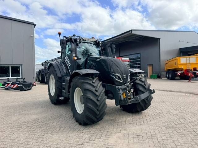Valtra T235 Direct Smart Touch, 435 uur!