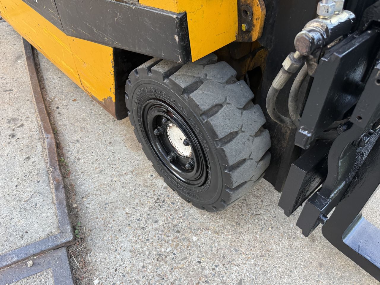 KOOPJE Jungheinrich 1500KG 3-delige mast freelift Sideshift