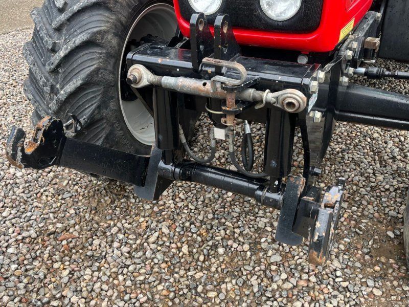 Massey Ferguson 6465 Dyna 6 med frontlift