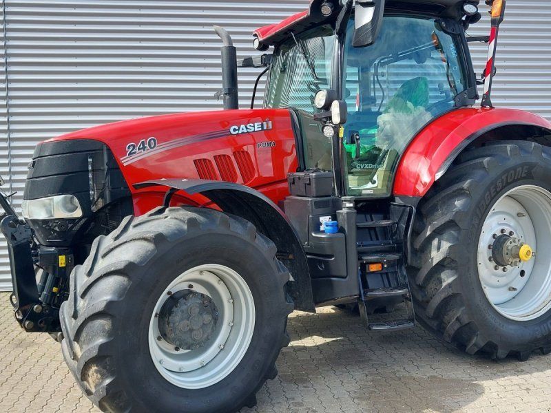 Case IH Puma 240