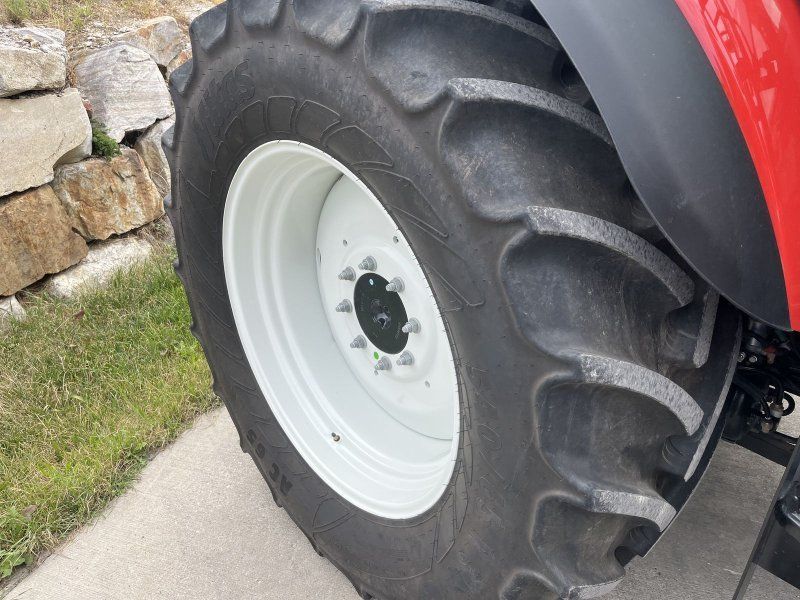 Steyr Plus 4100 mit Hauer Frontlader