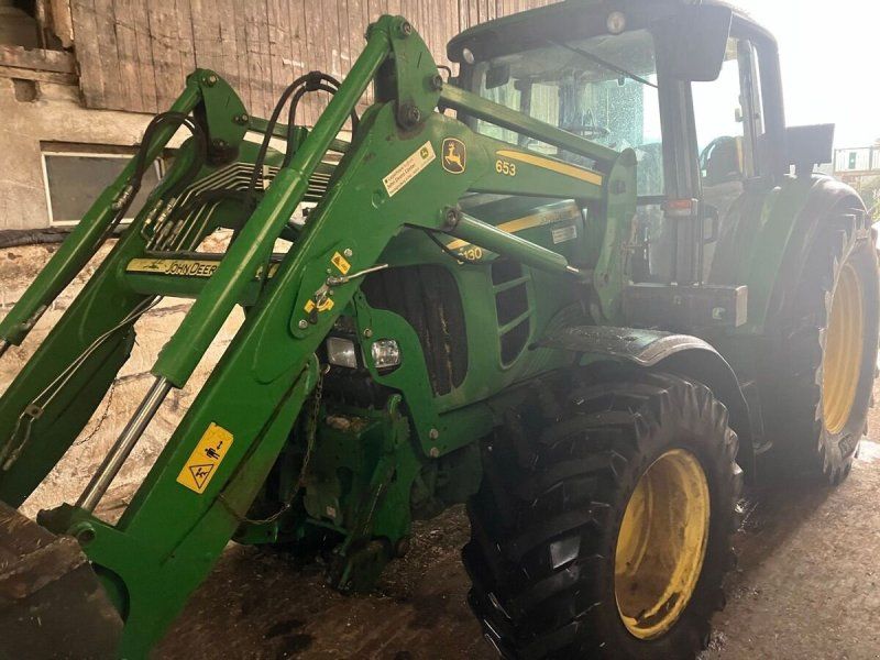 John Deere 6130