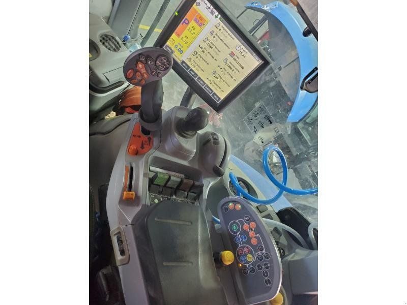 New Holland T7.245AC