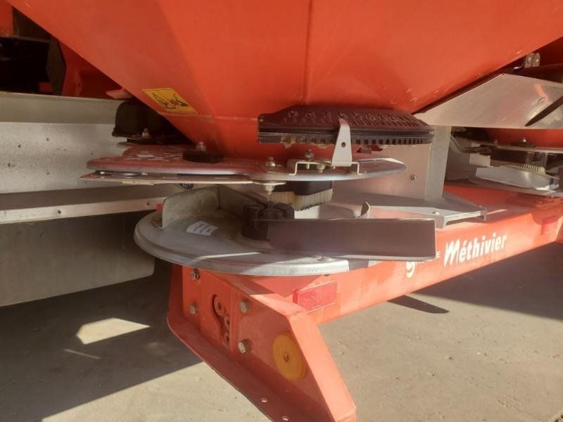 Kuhn AXIS 40.2 MEMC W