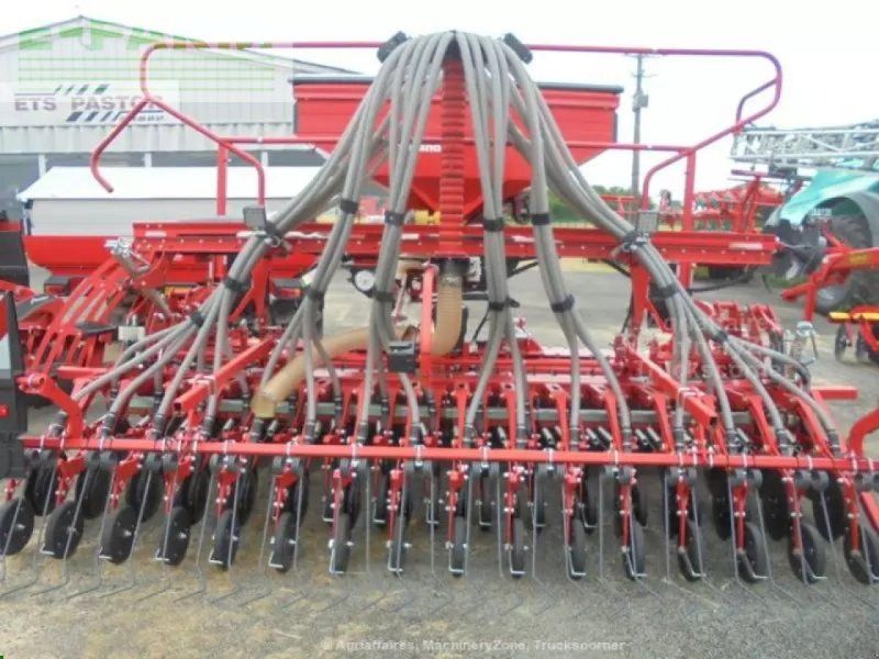 Kverneland e drill compact