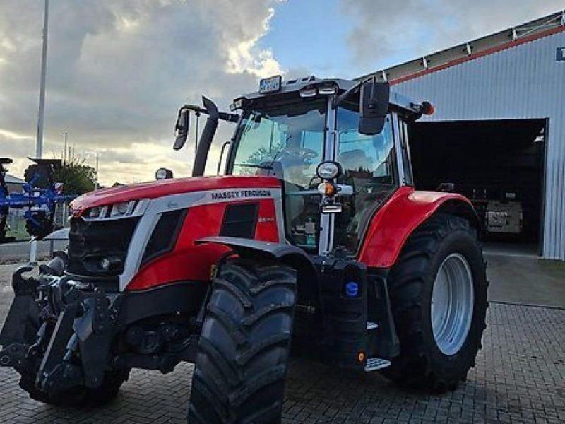 Massey Ferguson 6s.145 dyna-6