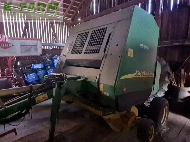 John Deere 572