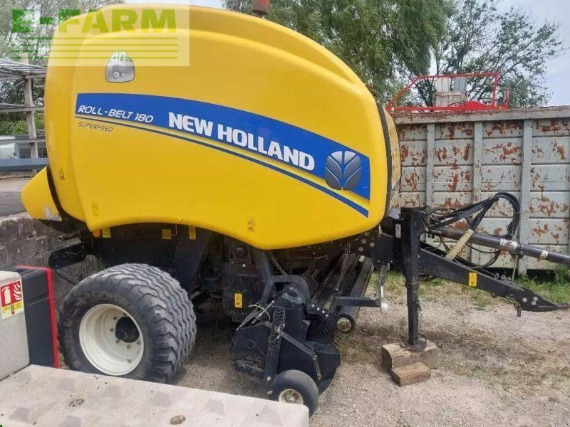 New Holland rollbelt 180 superfeed