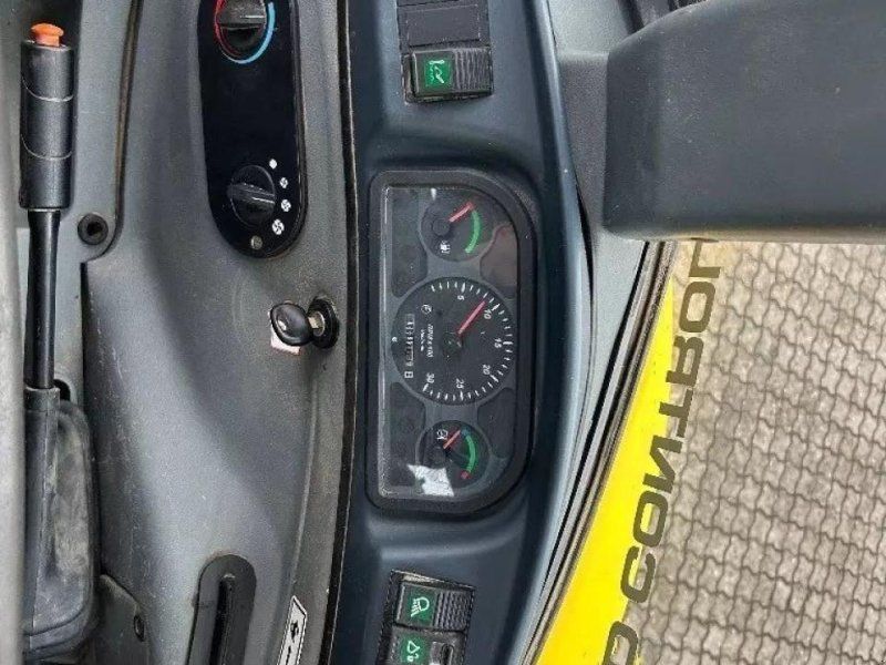 New Holland lb 115 b-4 ps