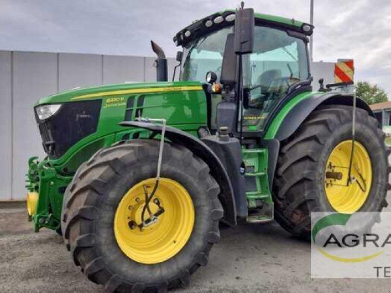 John Deere 6230 R