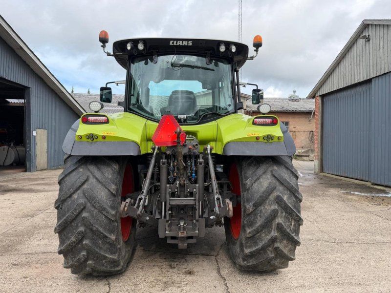 Claas ARION 650