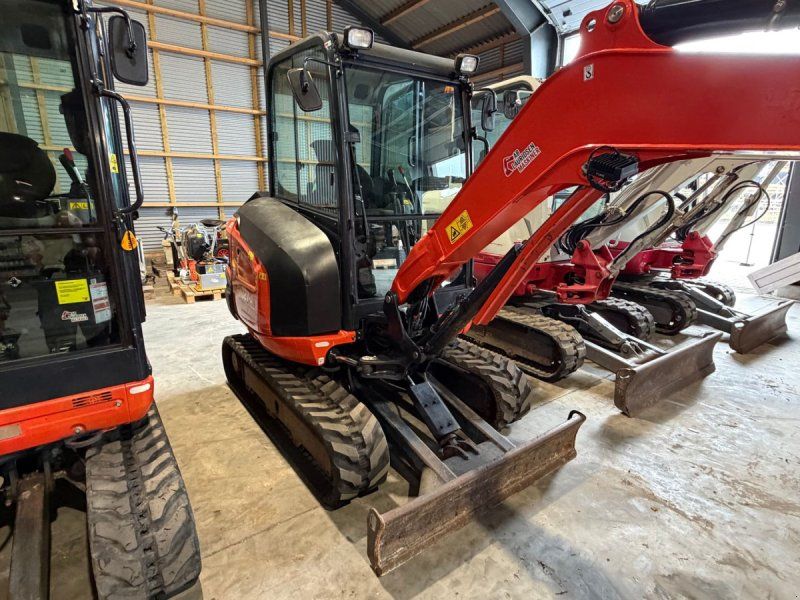 Kubota kx027-4 KX027-4 minigraver Årgang  3073 timer m