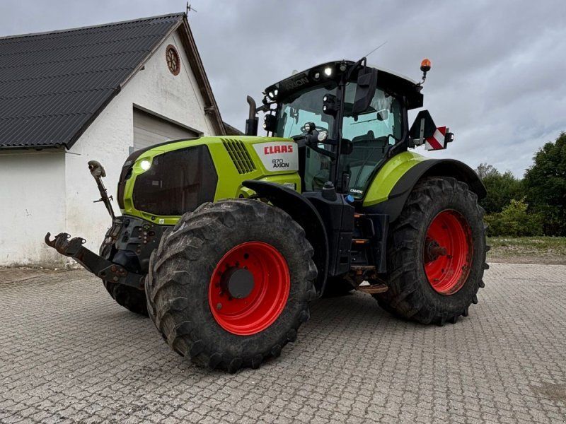 Claas AXION 870 CMATIC