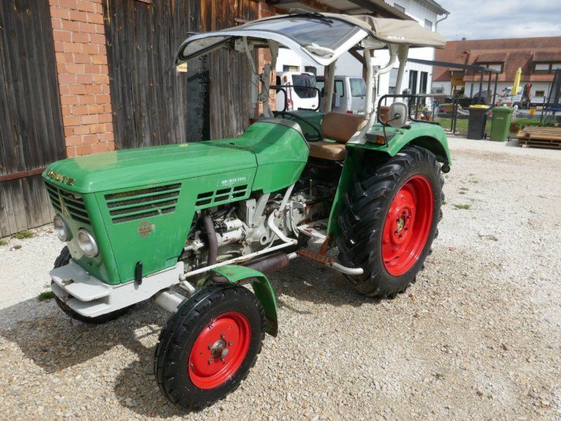 Deutz-Fahr 4006 im gepflegtem Original Zustand. Erst 5100 Std!!