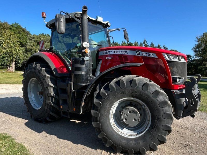 Massey Ferguson 8732 S Dyna-VT Exclusive