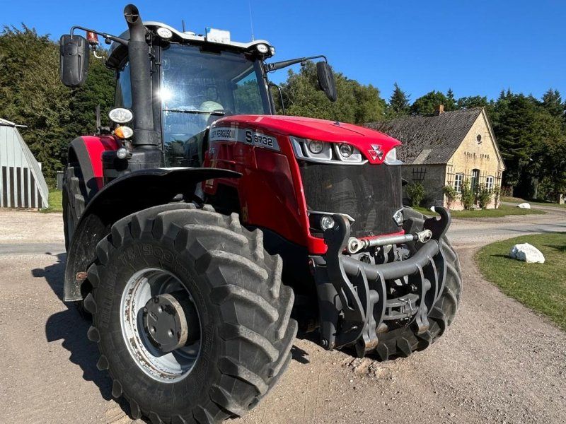 Massey Ferguson 8732 S Dyna-VT Exclusive