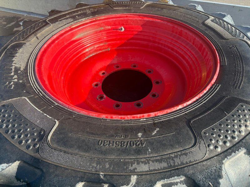 Alliance 420/85R30
