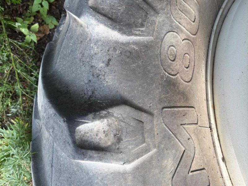 Pirelli 650/65R42