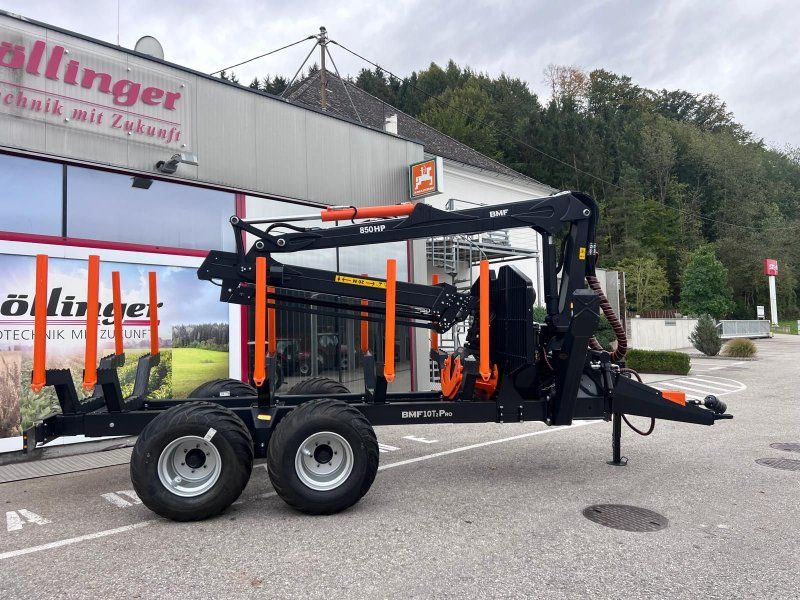 BMF 10T2 mit 850 HP Kran