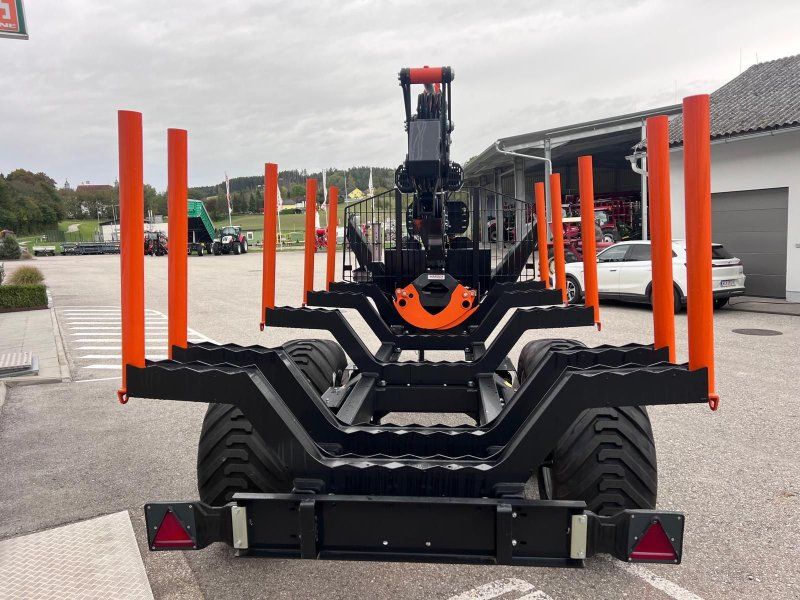 BMF 10T2 mit 850 HP Kran