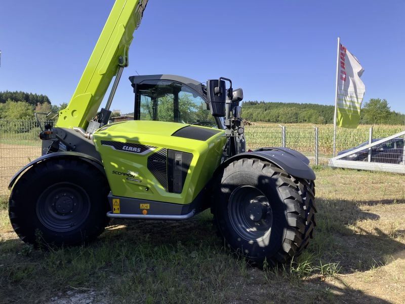 Claas SCORPION 742 VP3 NIGHT EDITION