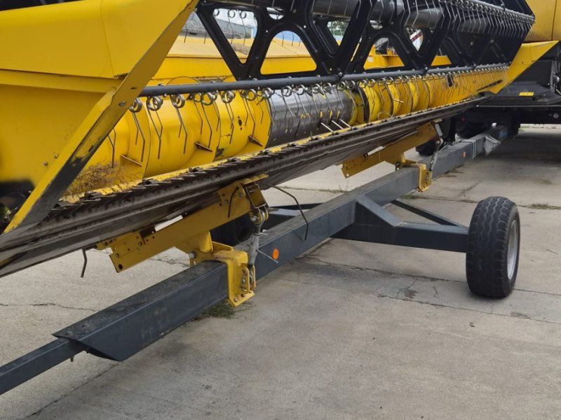 New Holland CX 6.90