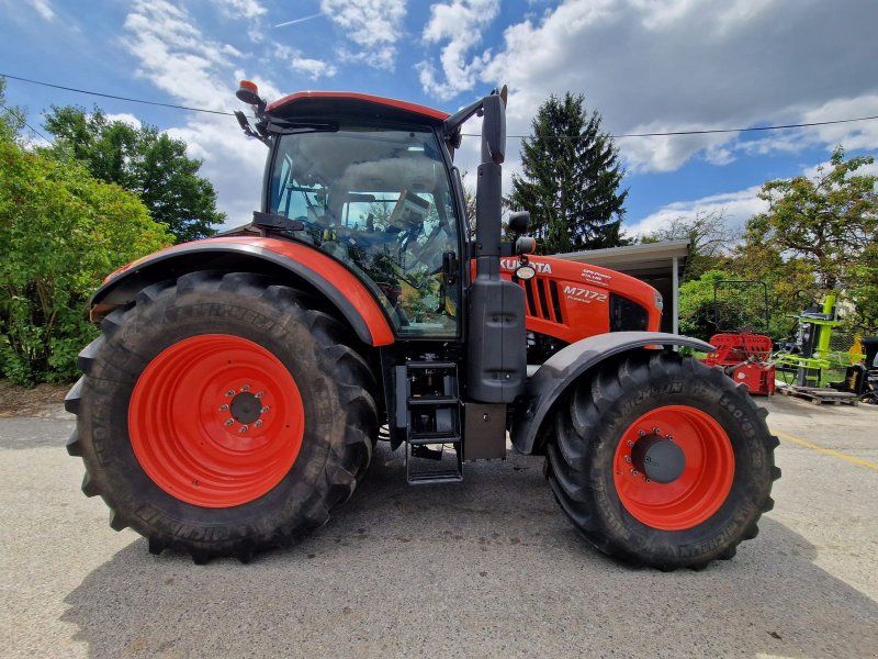 Kubota M7172