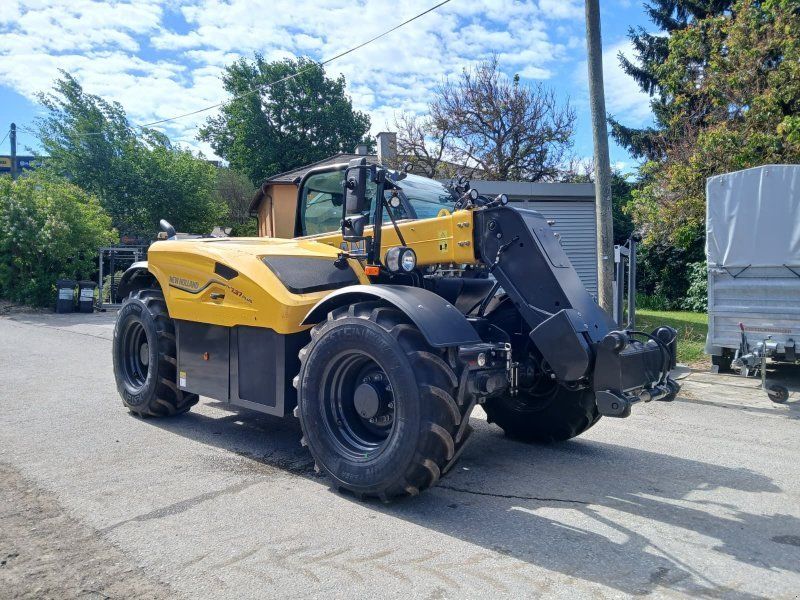New Holland TH 7.37