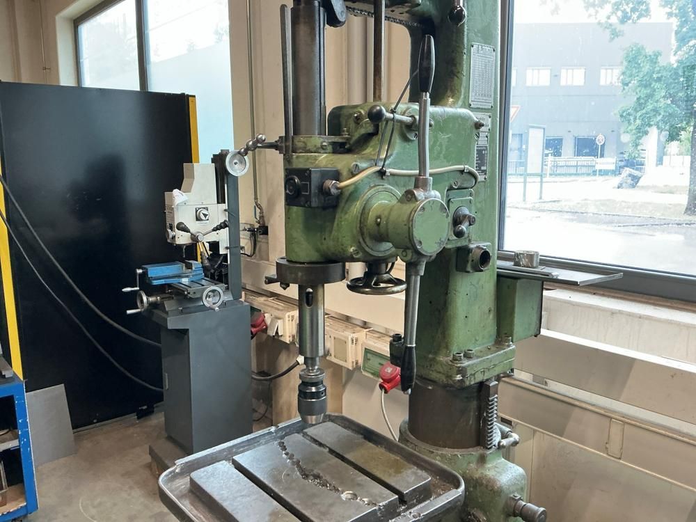 Röperwerk E 302/150 Säulenbohrmaschine