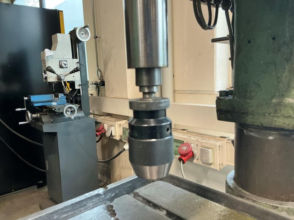 Röperwerk E 302/150 Säulenbohrmaschine