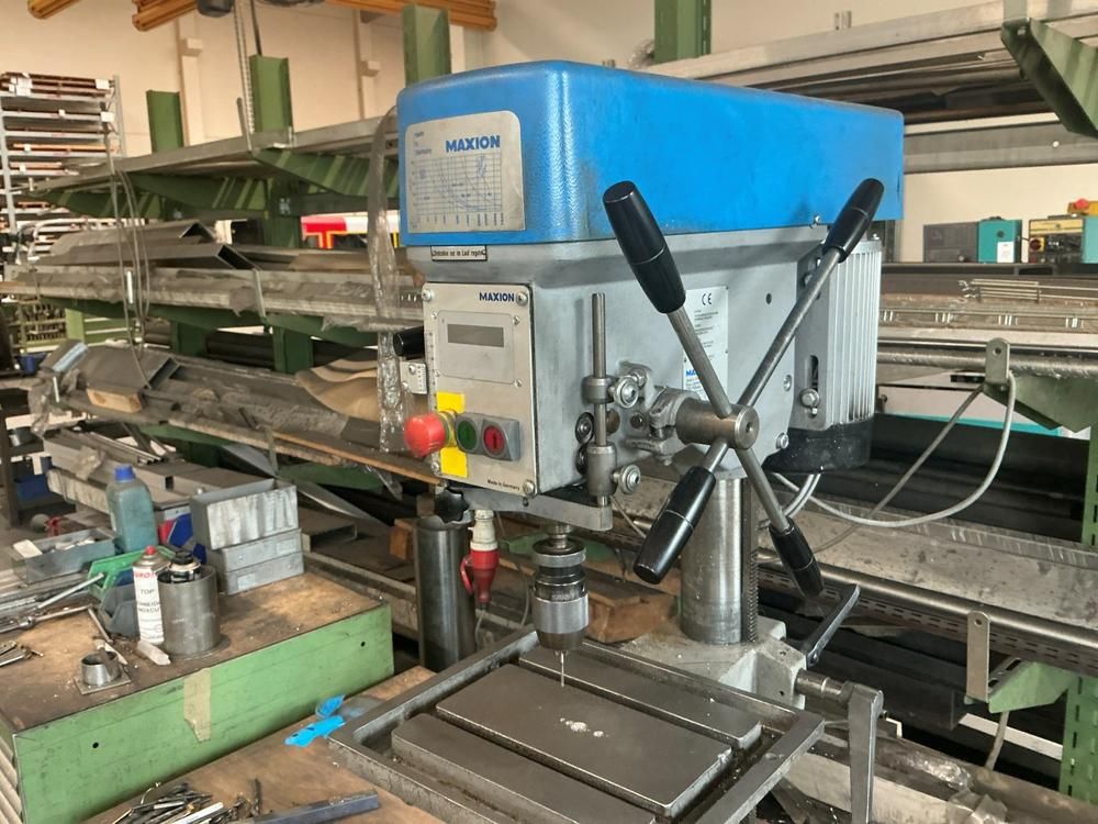 2015 Maxion BTB 18 STP pillar drill