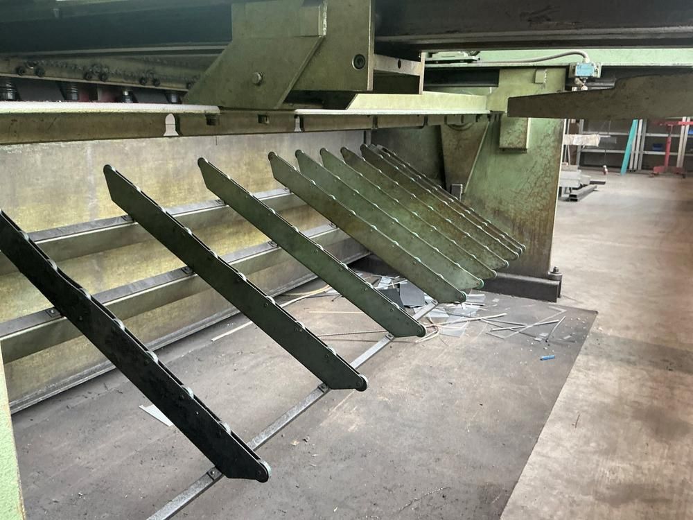ED. Paskowsky ASS 5 Guillotine shear