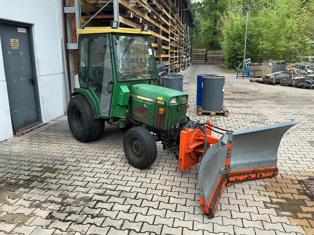John Deere 955 Tractor