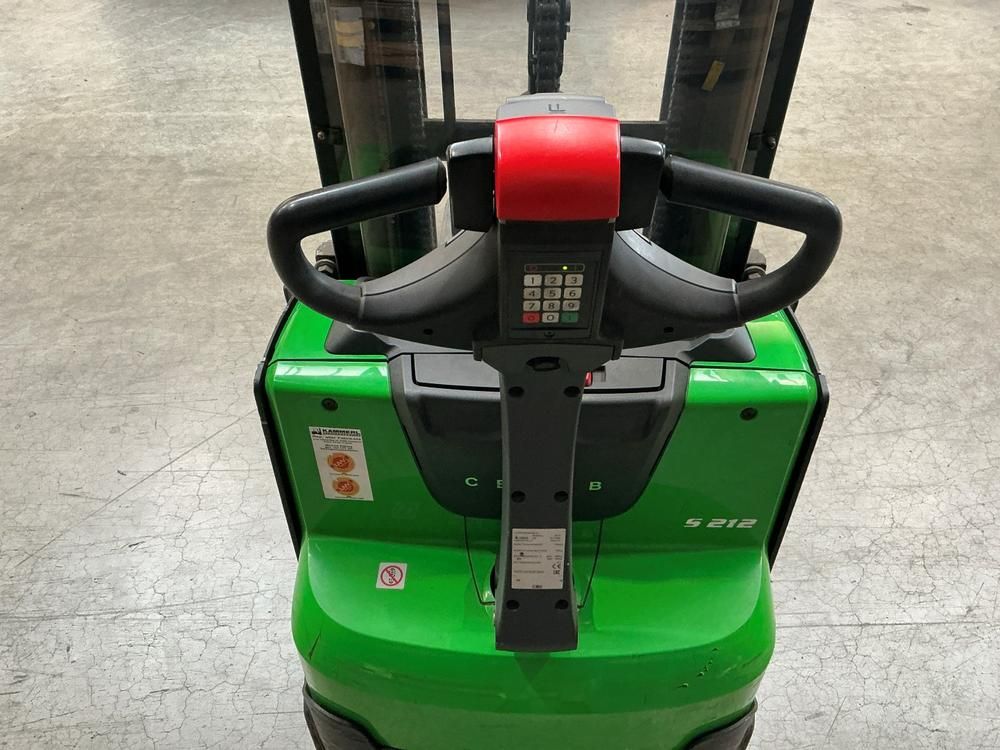 2020 Cesab S 212 Stacker