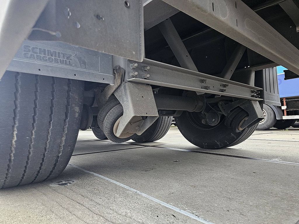 SCHMITZ SCS 24/L lift axle