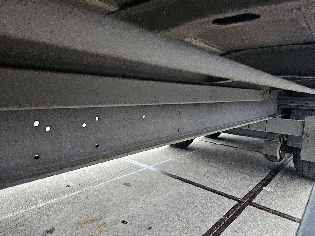SCHMITZ SCS 24/L lift axle
