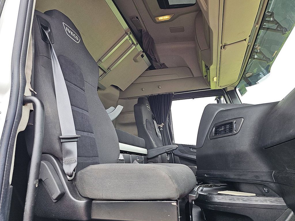 IVECO S-WAY AS440S48