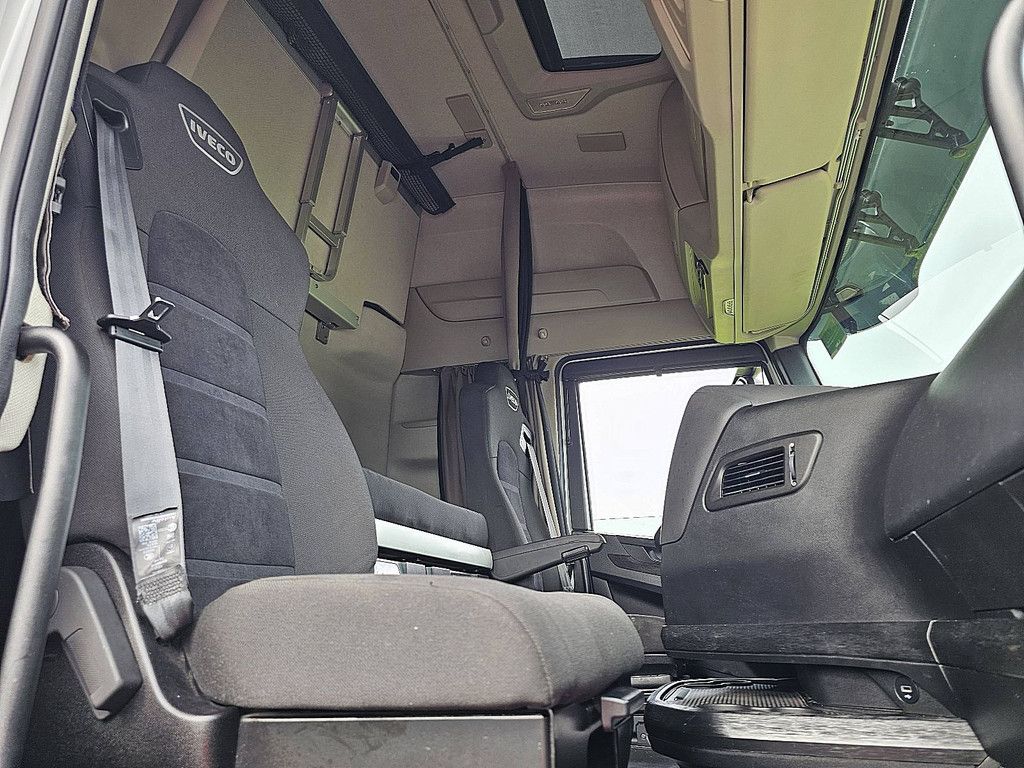 IVECO S-WAY AS440S48