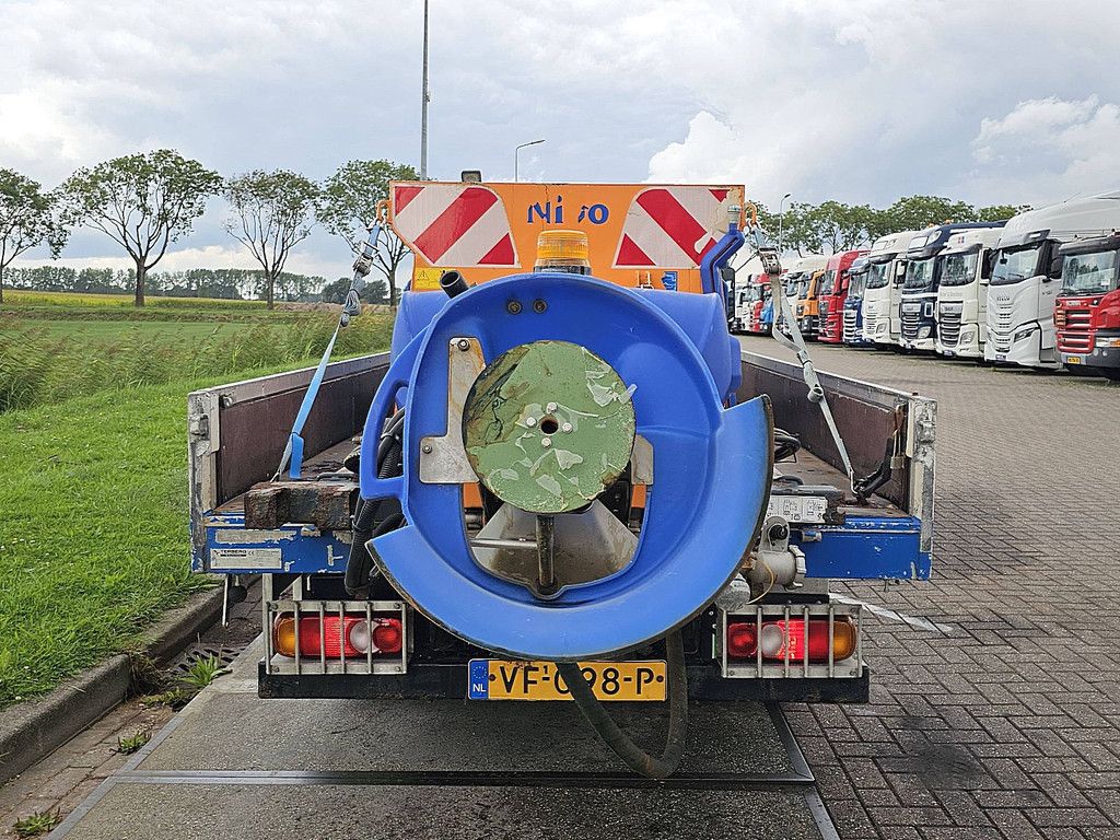 FUSO CANTER 3S13 nido zoutstrooier
